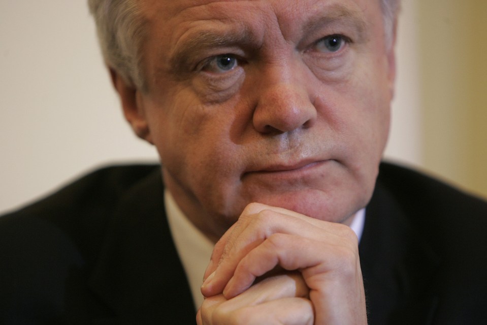  David Davis will also get use of the country retreat