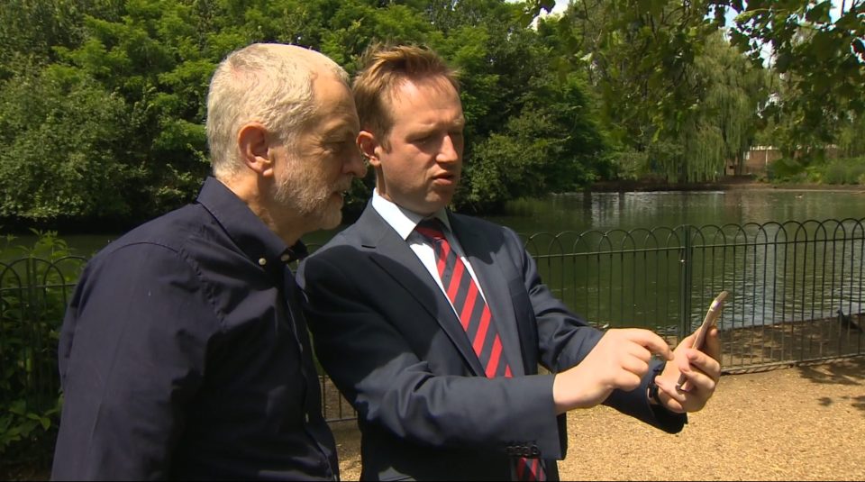  Jeremy Corbyn learned how to play Pokemon Go during an interview with BBC journalist Adam Fleming in London's Finsbury Park