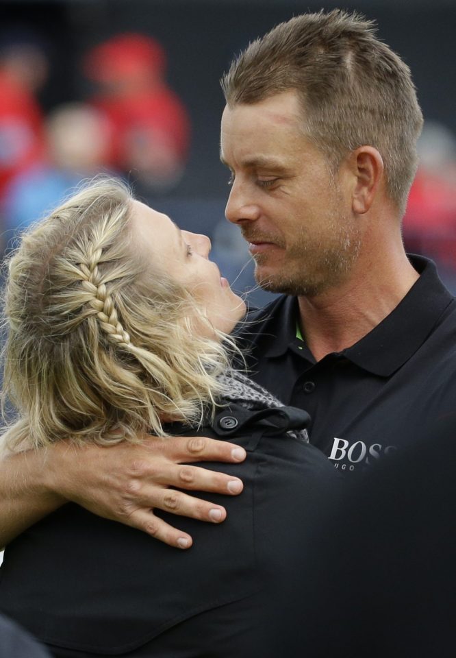  Henrik Stenson revels in his greatest success in golf with wife Emma Lofgren