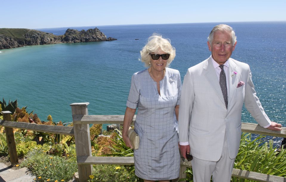  Earlier today they shared a holiday-like snap while enjoying the sunshine on the royal visit