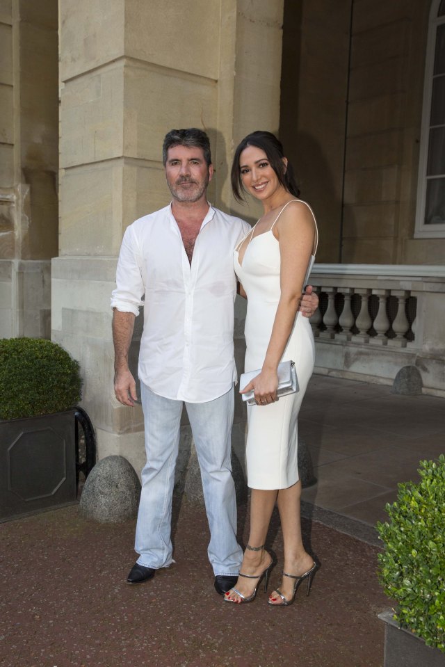  Simon and Lauren looked loved-up at the bash