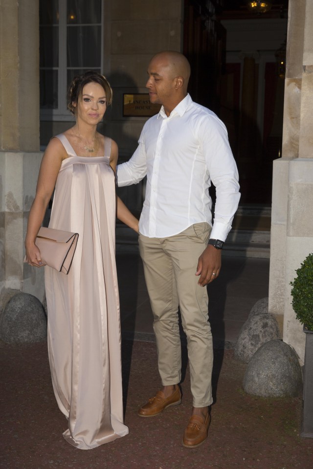  Katie Piper stunned in a pale pink satin dress