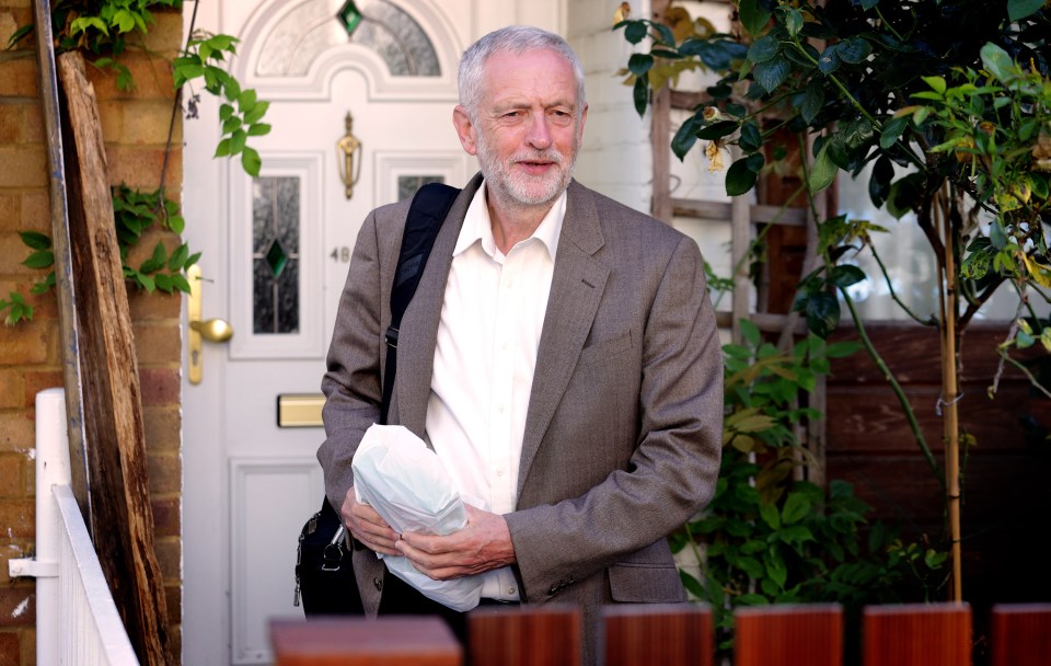  Labour leader Jeremy Corbyn looks likely to beat either of the candidates for the Labour leadership