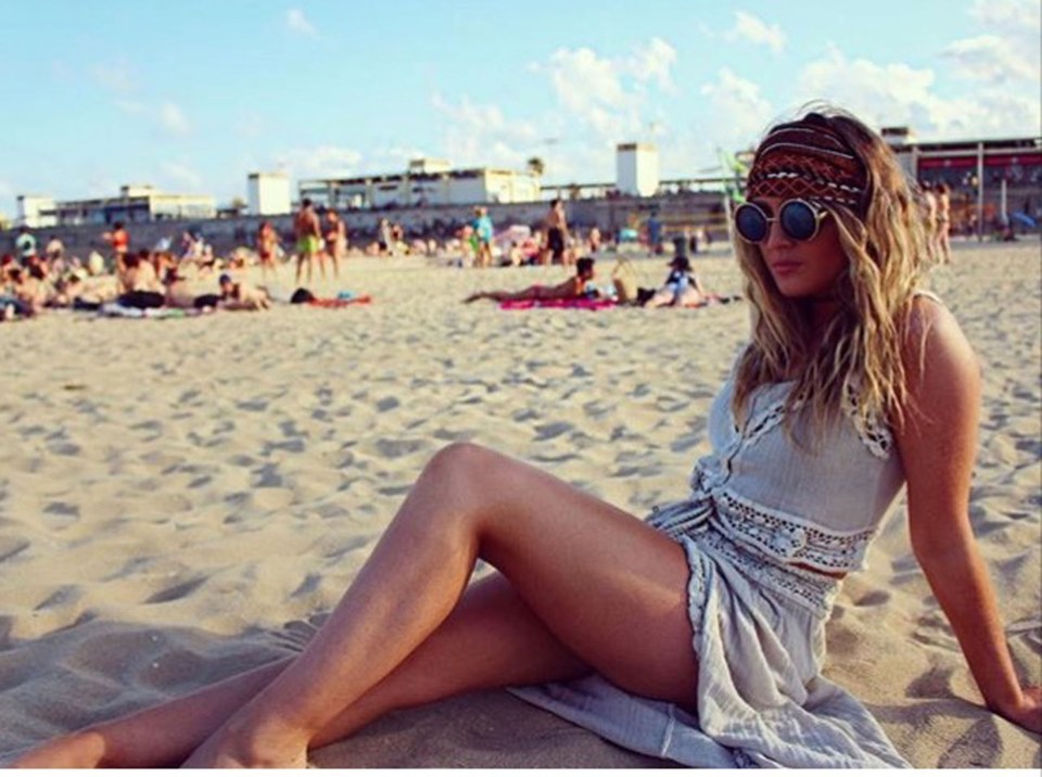  Perrie has been soaking up the sun in Barcelona