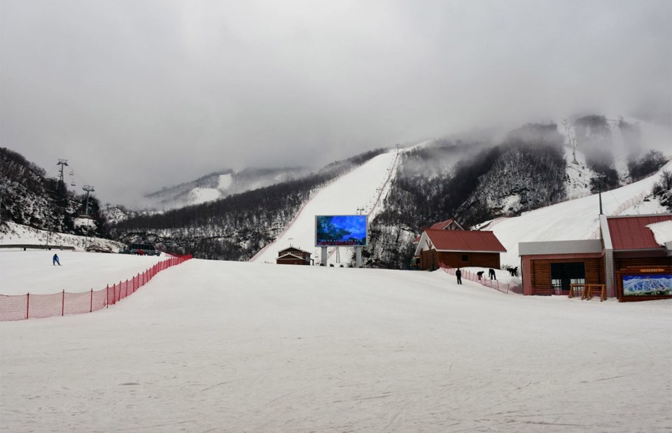  Snow good... Kim Jong Un's Masikryong ski resort lies virtually empty after failing to attract large numbers of international tourists