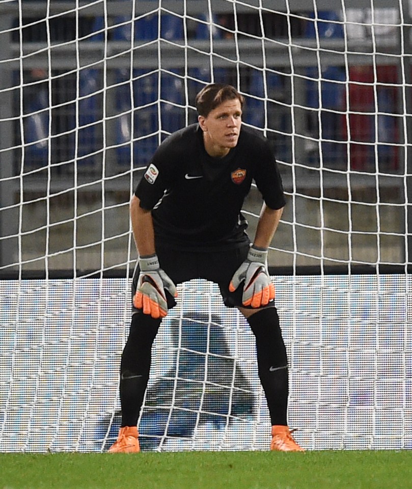 Wojciech Szczesny is in the middle of a tug of war between Everton and Roma