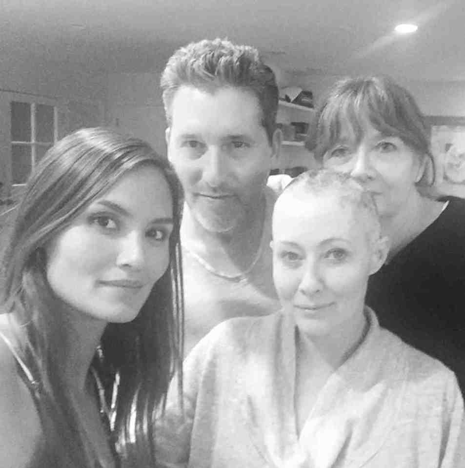  Shannen Doherty has shared another snap of her shaved head as she thanked her loved ones for their support