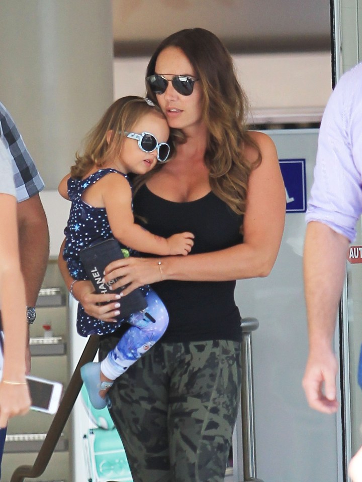 Tamara carried two-year-old daughter Sophia during the shopping trip