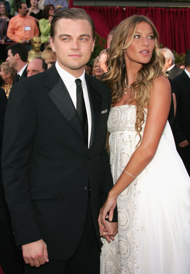 HOLLYWOOD, CA - FEBRUARY 27: Actor Leonardo DiCaprio (L) and Actress Gisele Bundchen arrives at the 77th Annual Academy Awards at the Kodak Theater on February 27, 2005 in Hollywood, California. (Photo by Carlo Allegri/Getty Images)