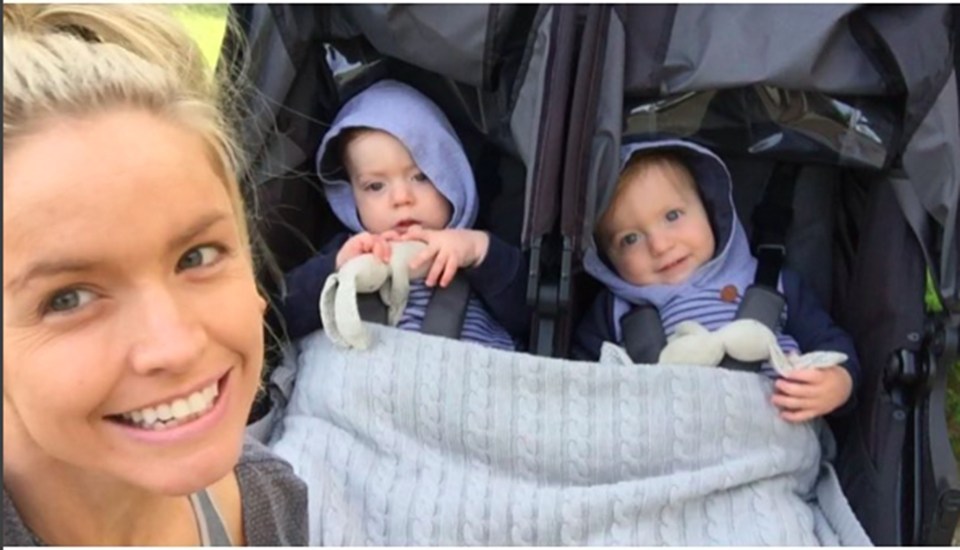  Anna shares shots of her and her adorable twins, who her thousands of followers love