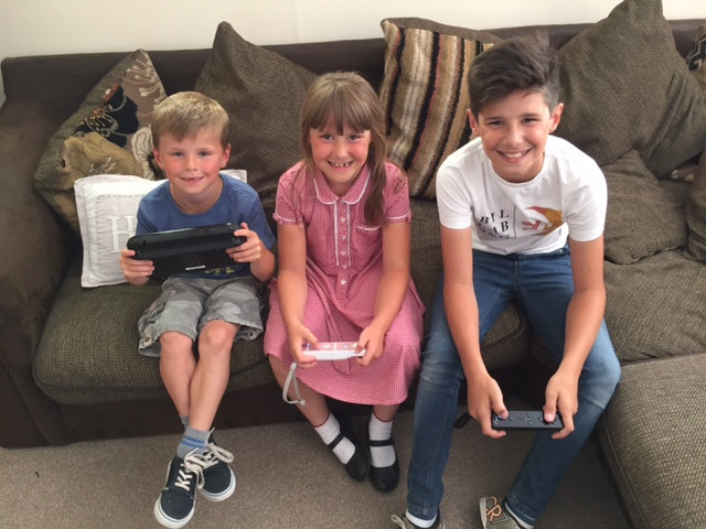  This adorable trio will have to play another game now after Dad BANNED Mario & Sonic