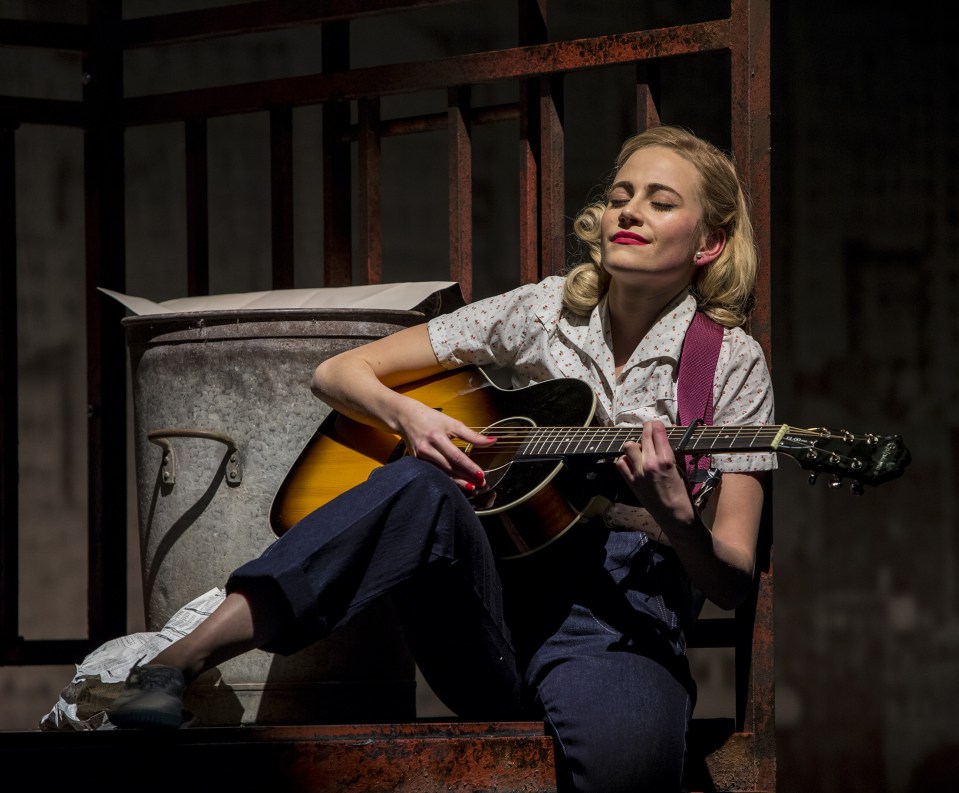  Pixie Lott play's Audrey Hepburn's character from 1960s iconic film