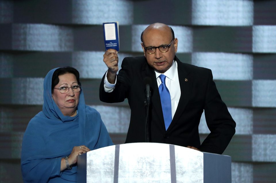  Khizr Khan, father of dead Muslim US Soldier Humayun Khan, holds up a booklet of the US Constitution during his speech at the Democratic Party convention