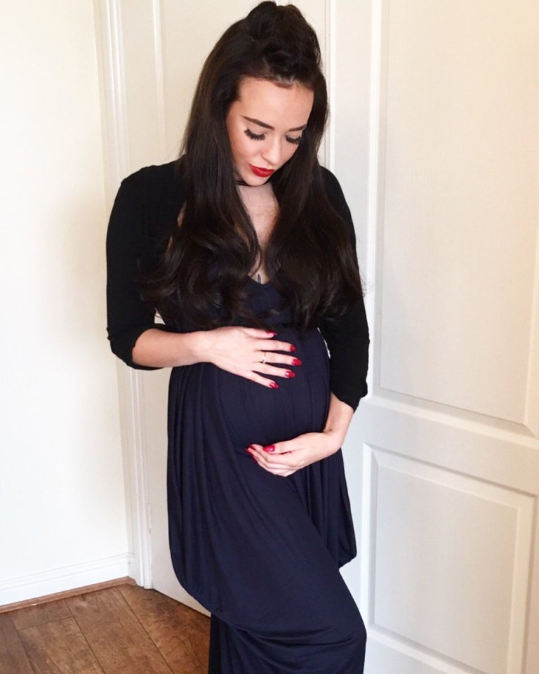 Stephanie Davis has seemingly revealed the gender of her unborn baby on Twitter