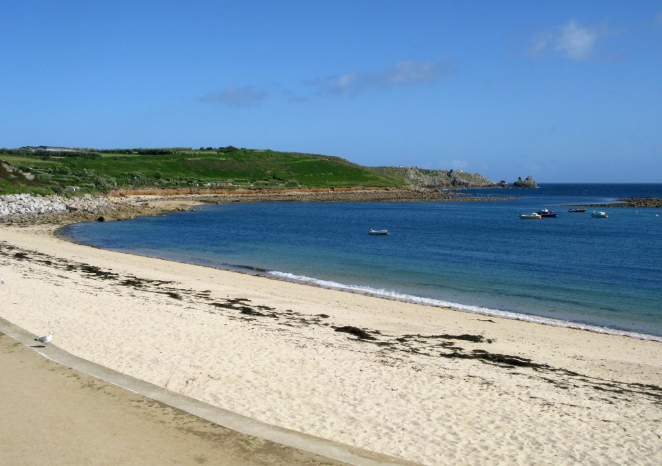  The victim was swimming near Porthcressa beach when he got into difficulties