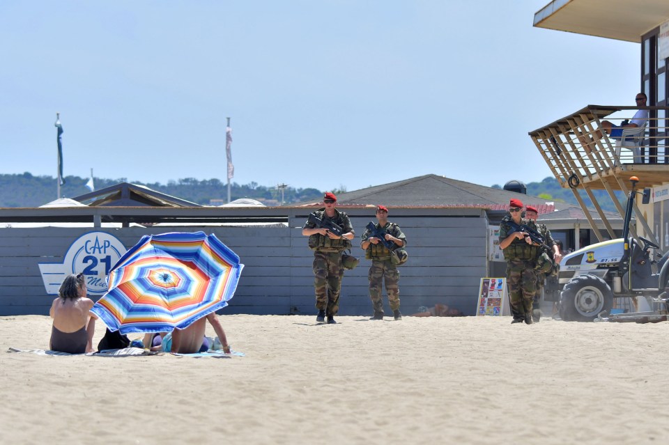 Big bags have been banned on French beaches