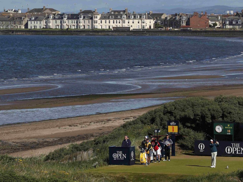  The scorer for Jason Day's group was locked in a toilet just before the world No 1 started his first round in the Open at Royal Troon