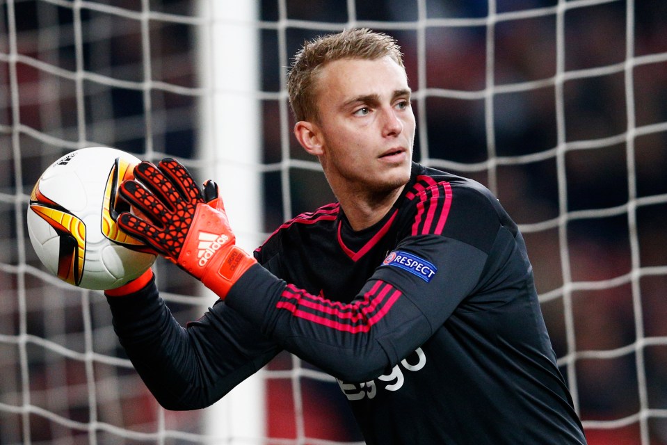 AMSTERDAM, NETHERLANDS - DECEMBER 10: Jasper Cillessen of Ajax in action during the group A UEFA Europa League match between AFC Ajax and Molde FK held at Amsterdam Arena on December 10, 2015 in Amsterdam, Netherlands. (Photo by Dean Mouhtaropoulos/Getty Images)