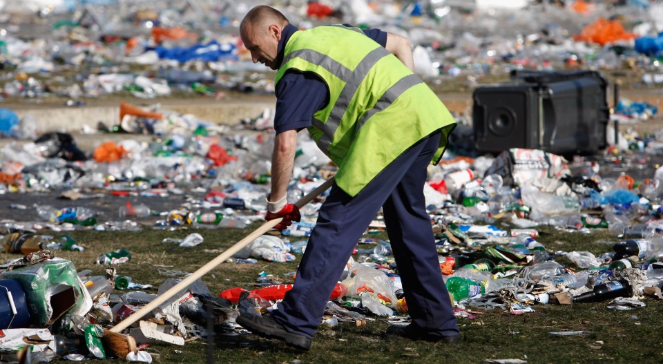  Rangers fans destroyed the city of Manchester as they flocked for Uefa Cup final