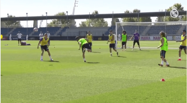 Isco scores nonchalant back-heeled goal during Real Madrid training