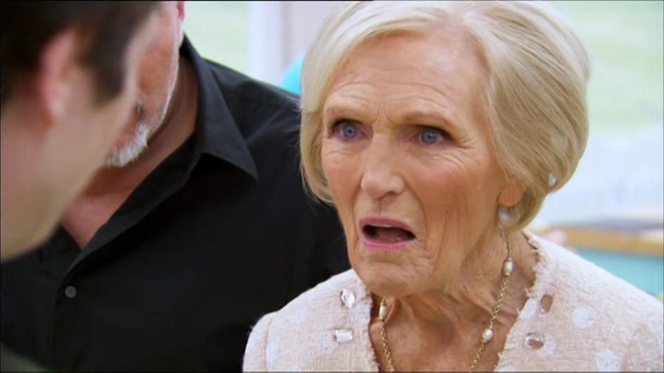  Mary was stunned with the discovery of the lemon drizzle cake