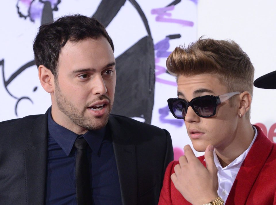  Cruz caught the attention of Justin Bieber's manager Scooter Braun