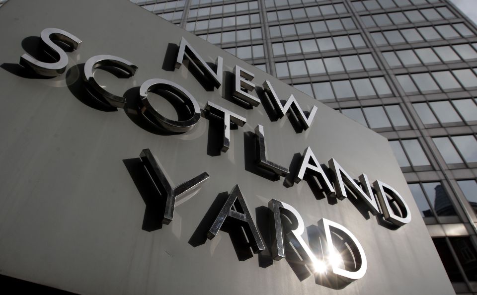  Vendetta ... Scotland Yard cut normal overtime budget in order to pursue Sun journos