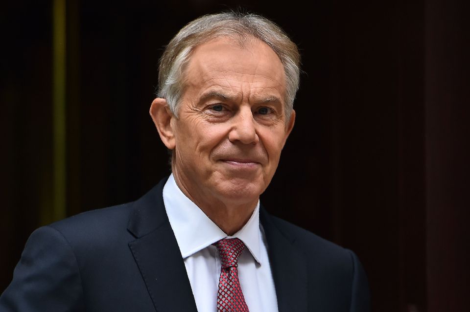  Tony Blair signed the agreement in 2003 to allow both countries set up immigration controls in each other's ports