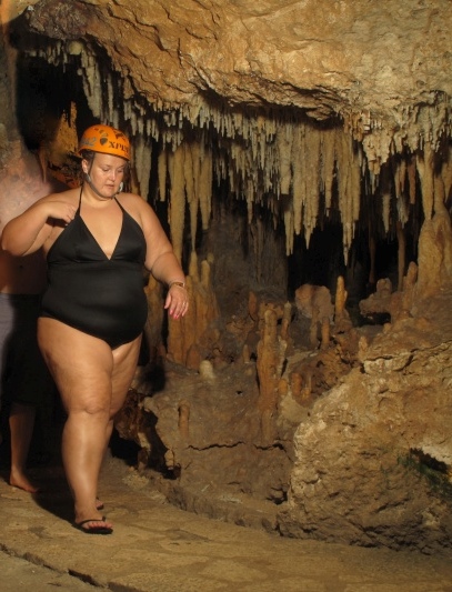  Mex appeal ... Carli saw a pic of her cave-diving and knew it was sink or slim