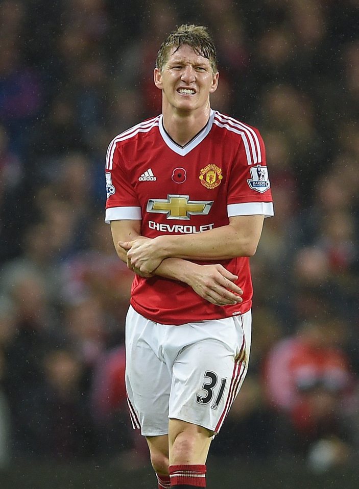  Bastian Schweinsteiger could be thrown a lifeline by former club Bayern Munich