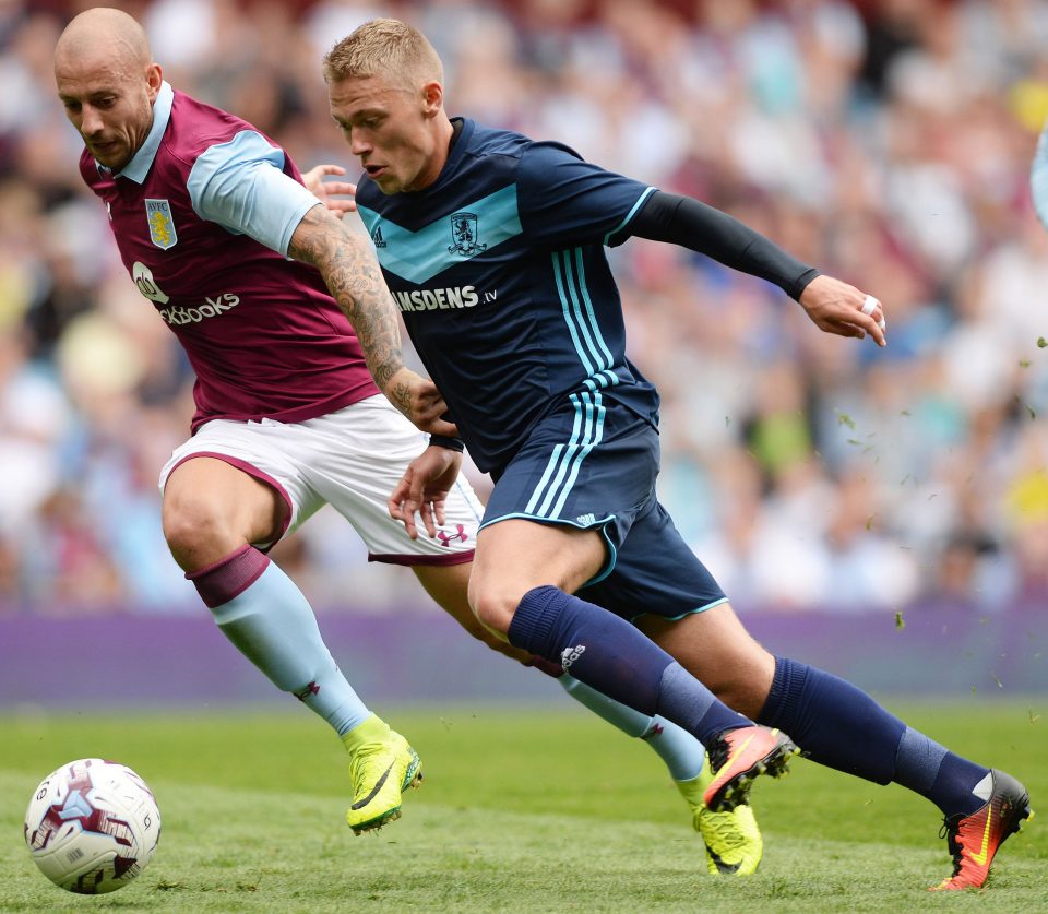  Middlesbrough's Viktor Fischer takes on Alan Hutton of Aston Villa