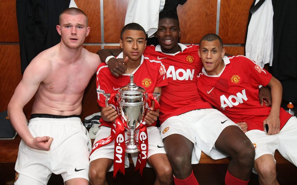  Pogba, Lingard and Ravel Morrison celebrate winning FA Youth Cup