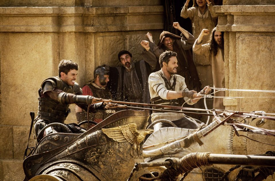  Toby Kebbell and Jack Huston battle it out in Ben-Hur