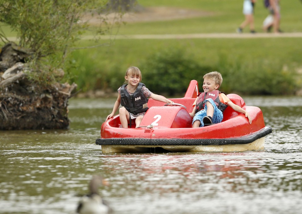 Her two children from her second marriage to Mark Croft took charge of their own boat 