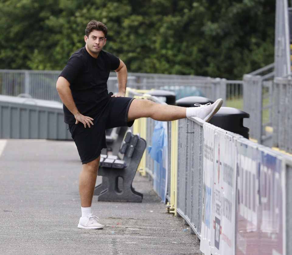  Arg made sure he stretched out before taking part