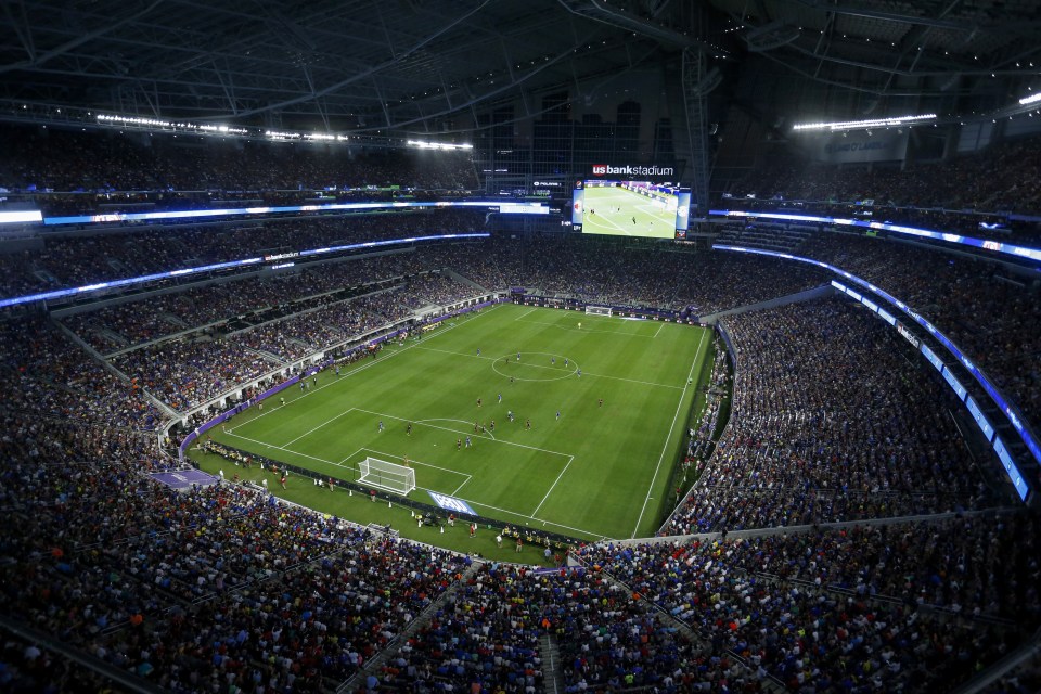  The match was the first sports event to be held at the new home of NFL side Minnesota Vikings