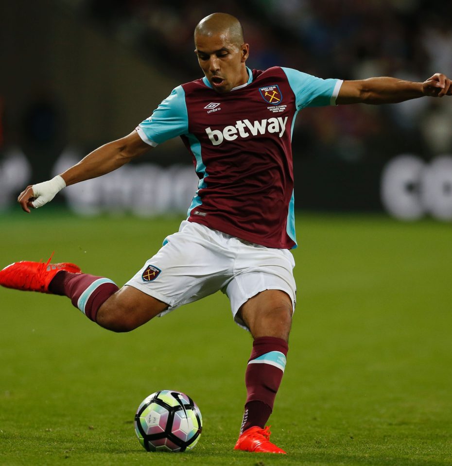  Sofiane Feghouli made his mark with a West Ham goal in the Europa League