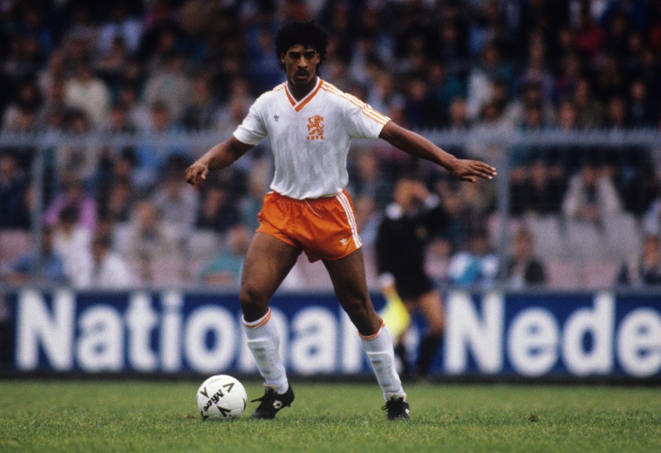  Frank Rijkaard swapped Portuguese side Sporting Lisbon for AC Milan in 1988