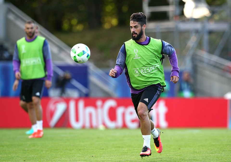 TRONDHEIM, NORWAY - AUGUST 08: Isco in action during a training session ahead of the UEFA Super Cup match between Real Madrid and Savilla at Lerkendal Stadion on August 8, 2016 in Trondheim, Norway. (Photo by Jan Kruger - UEFA/UEFA via Getty Images)