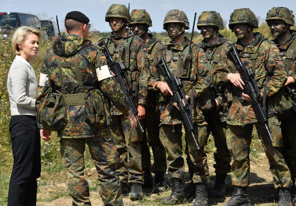  German Defence Minister Ursula von der Leyen visits Reconnaissance Battalion 13