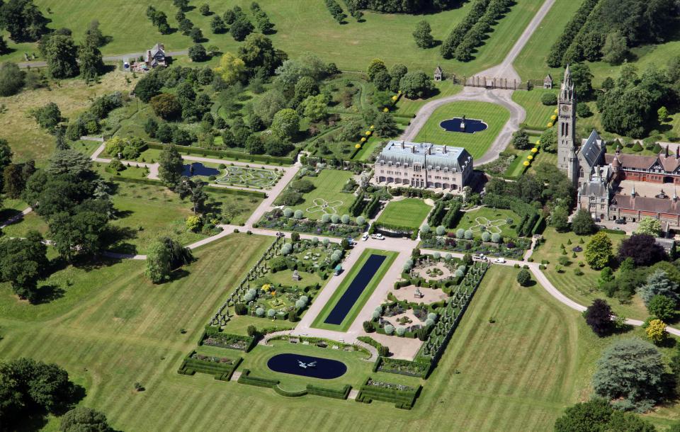  Hugh's extravagant 21st birthday party at his family seat Eaton Hall near Chester cost a rumoured £5m