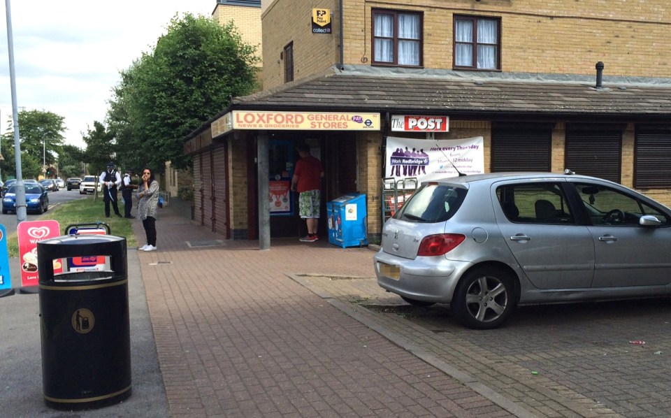  A witness called the police after seeing a man armed with a shotgun outside the park