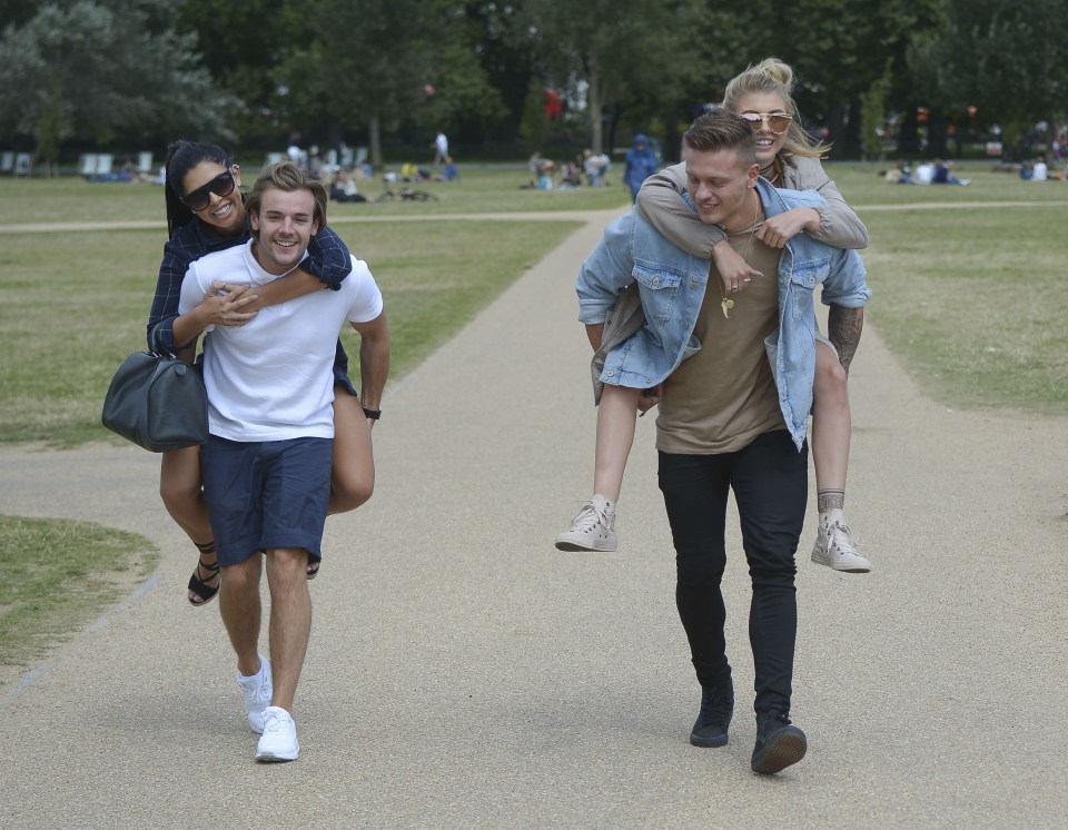  How gentlemanly! The boys show off how strong they are by offering a piggyback to the girls