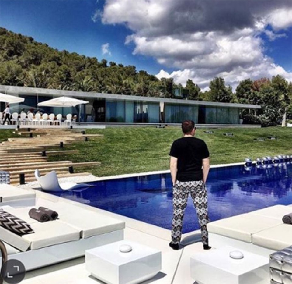  This Spanish pad doesn't look too shabby