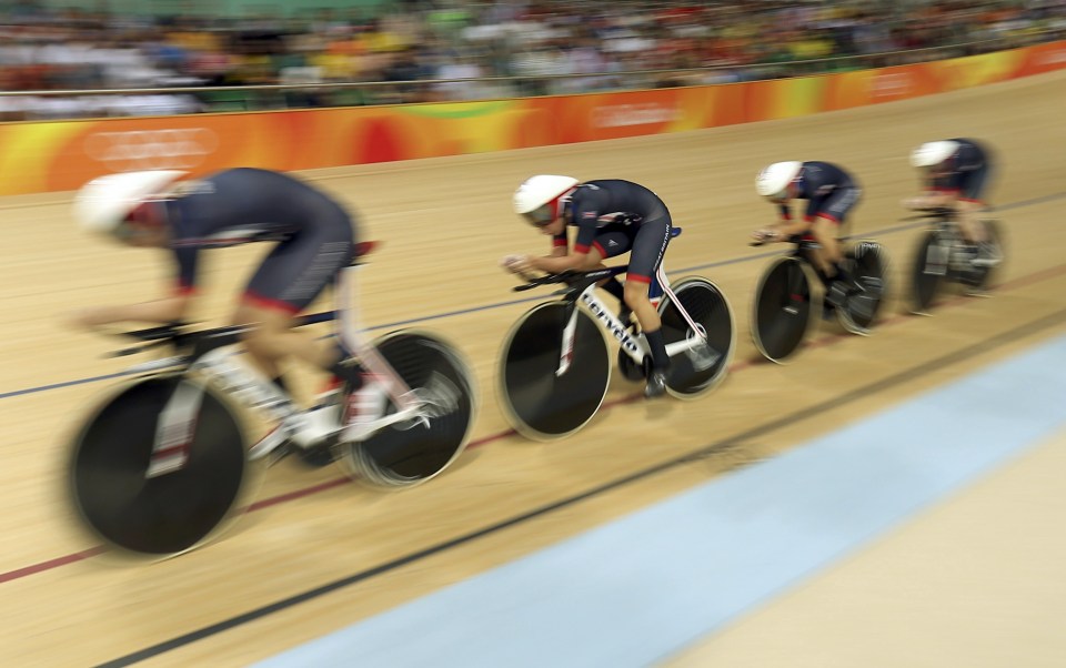  GB's Katie Archibald, Laura Trott, Elinor Barker and Joanna Shand-Rowsell clinched gold