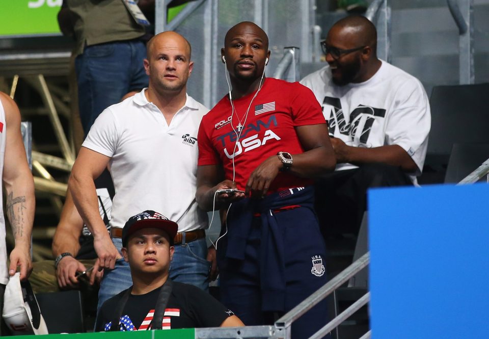  Floyd Mayweather came along to watch the OIympic boxing