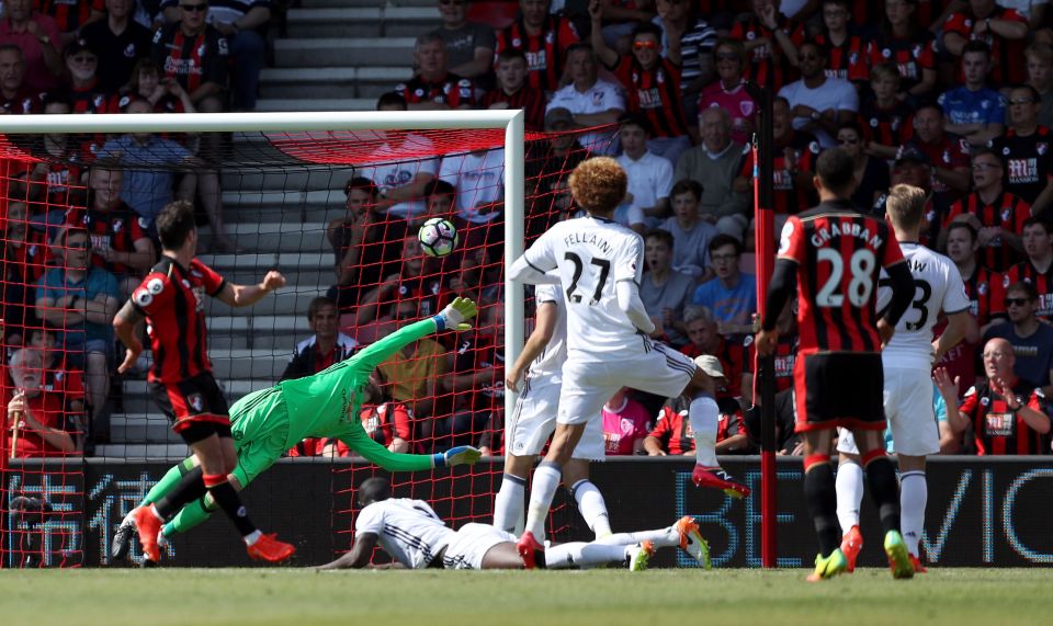  Adam Smith nets a consolation goal for Bournemouth for 3-1