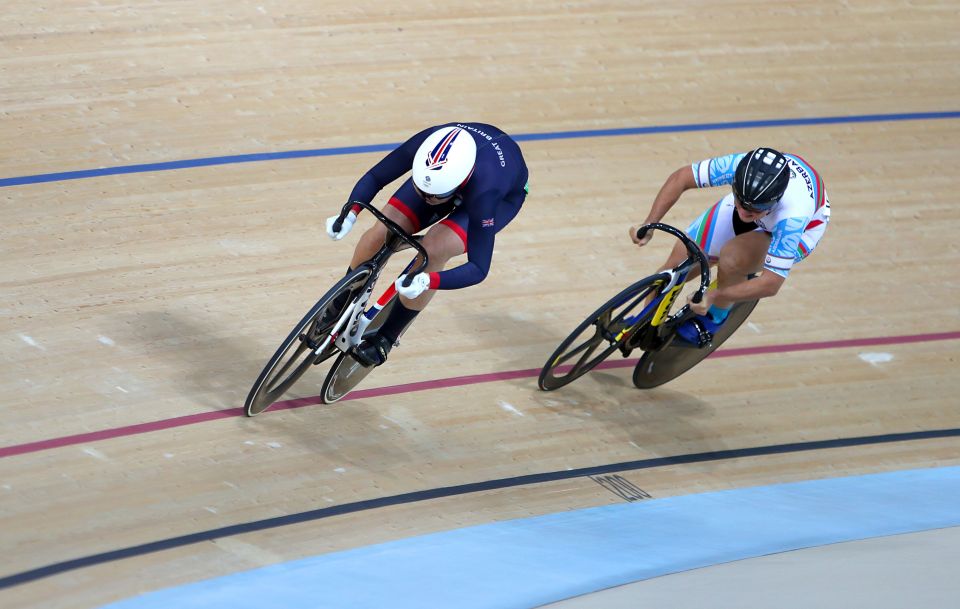  Becky James won silver in the women's sprint on the final day of track cycling action