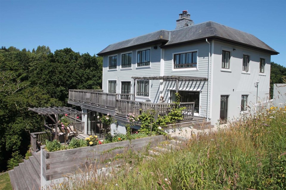  Henry Cavill's childhood home is on the market