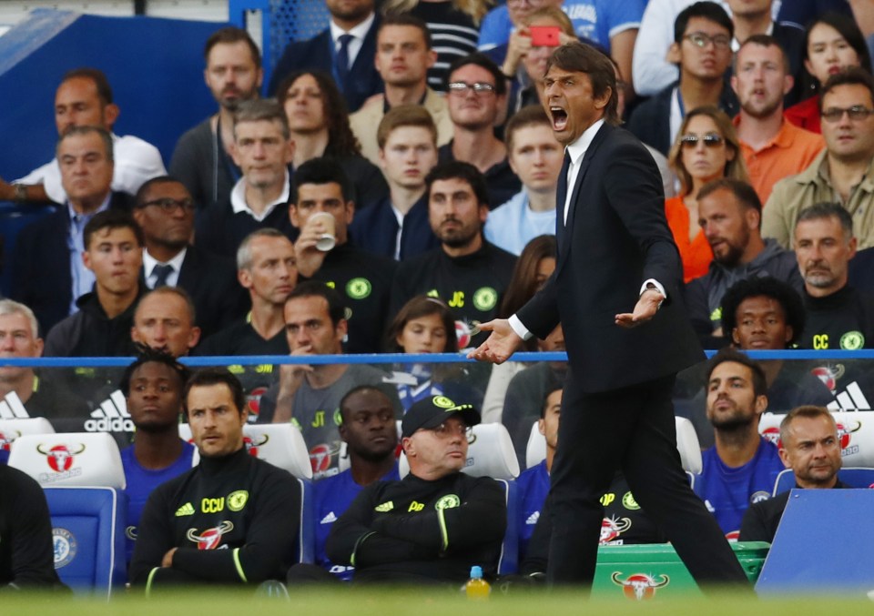  Diego Costa yells at his players from the technical area against West Ham